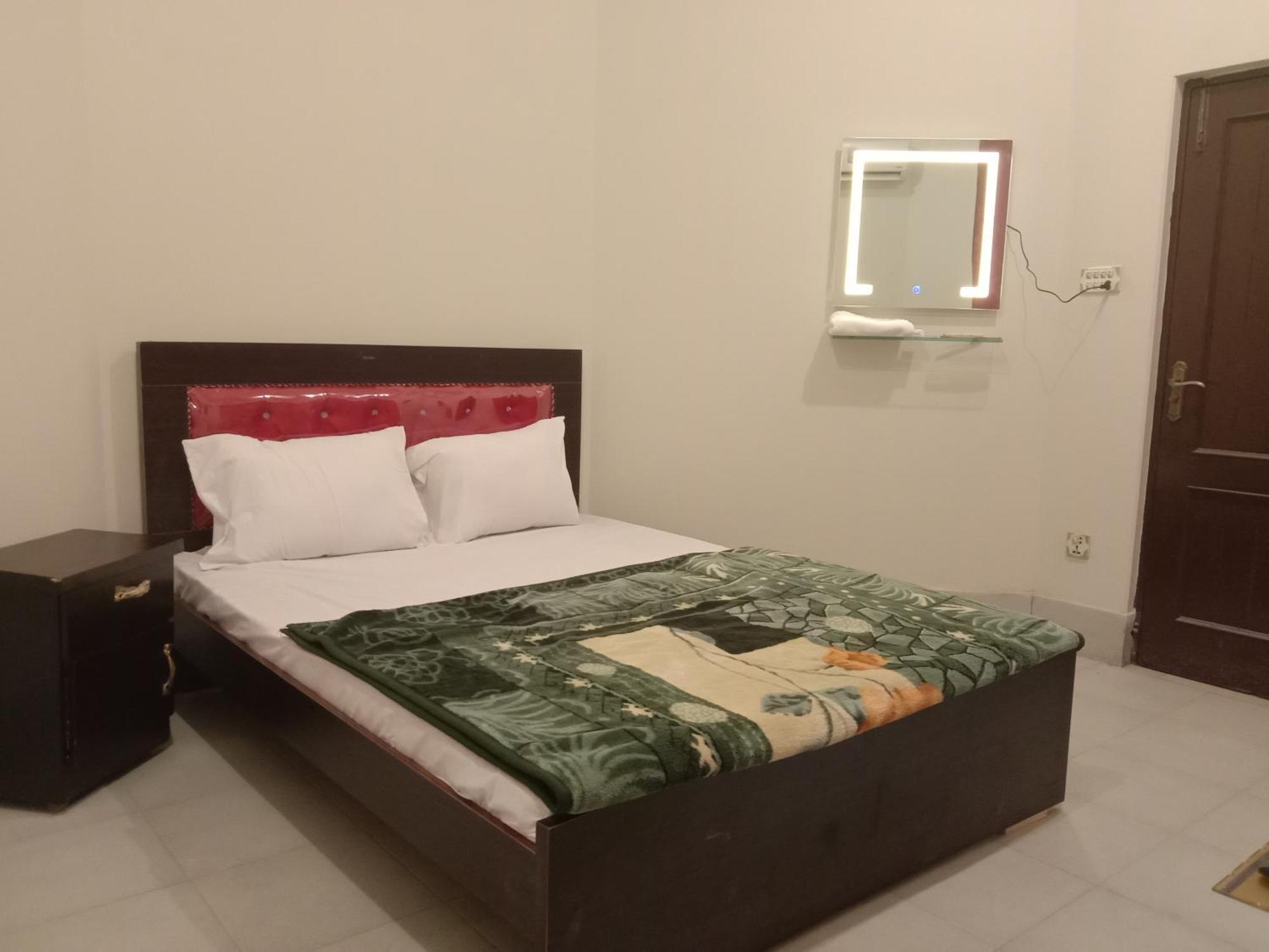 Regal Guest House Bahawalpur Exterior photo
